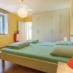 Two-bedroom In * Banjole